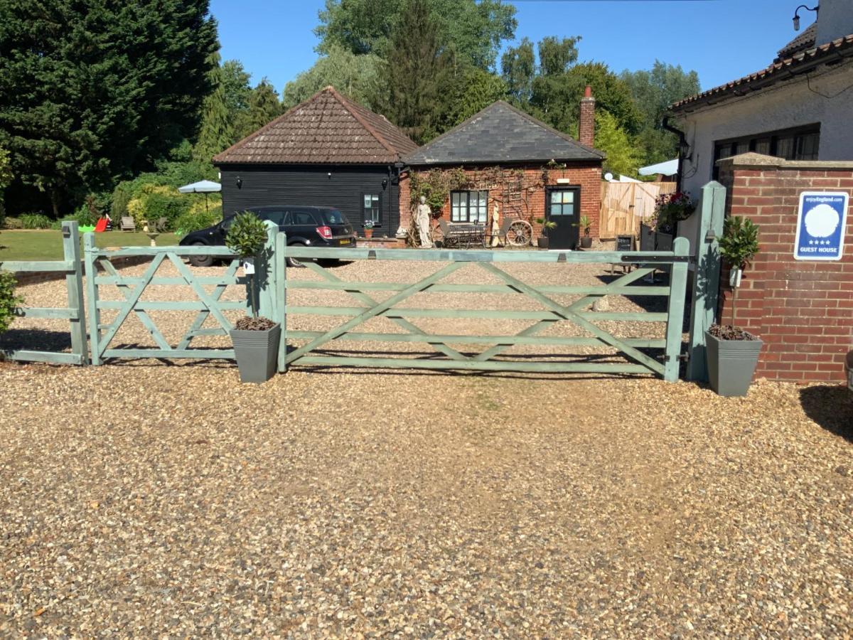 The Bridge Guest House Coltishall Exteriér fotografie