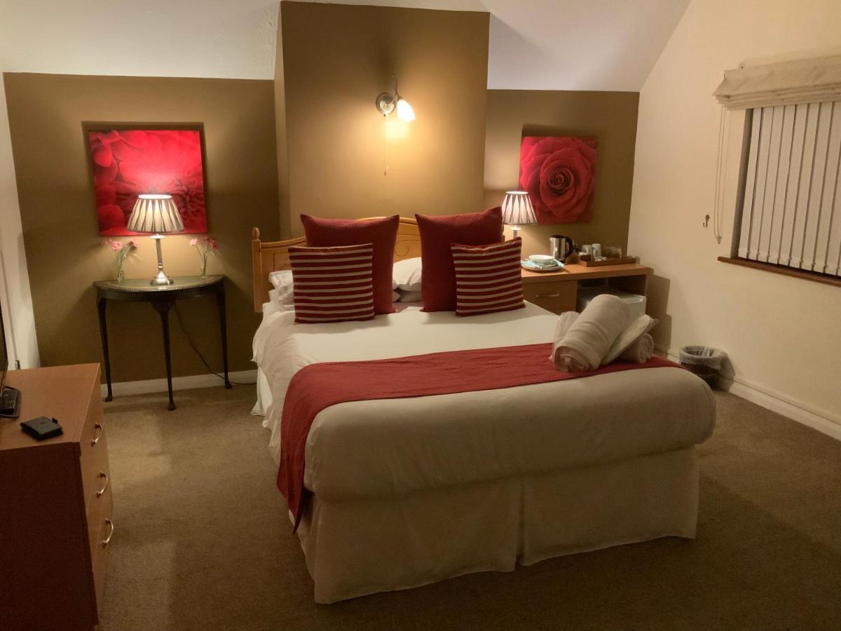 The Bridge Guest House Coltishall Exteriér fotografie